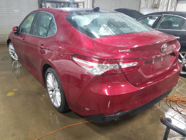 Photo 2 VIN: 4T1BZ1HK7JU500804 - TOYOTA CAMRY XSE 