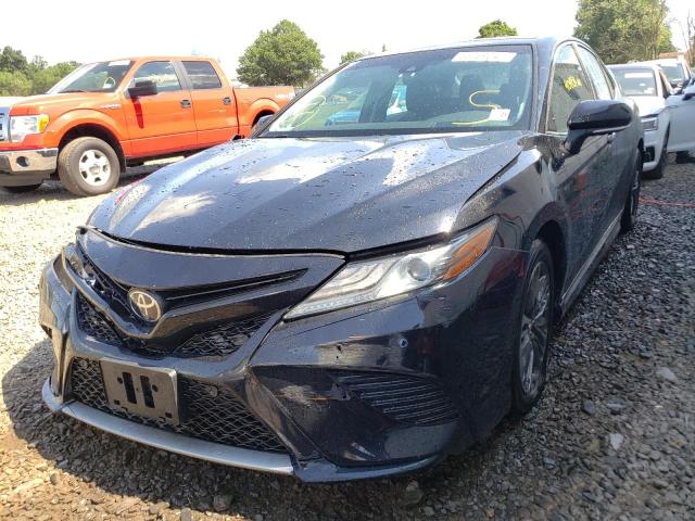 Photo 1 VIN: 4T1BZ1HK7JU500835 - TOYOTA CAMRY XSE 