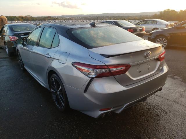 Photo 2 VIN: 4T1BZ1HK7KU026726 - TOYOTA CAMRY XSE 