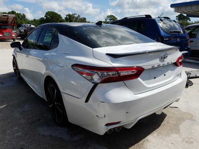 Photo 2 VIN: 4T1BZ1HK7KU028704 - TOYOTA CAMRY XSE 