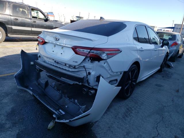 Photo 3 VIN: 4T1BZ1HK8JU006550 - TOYOTA CAMRY XSE 