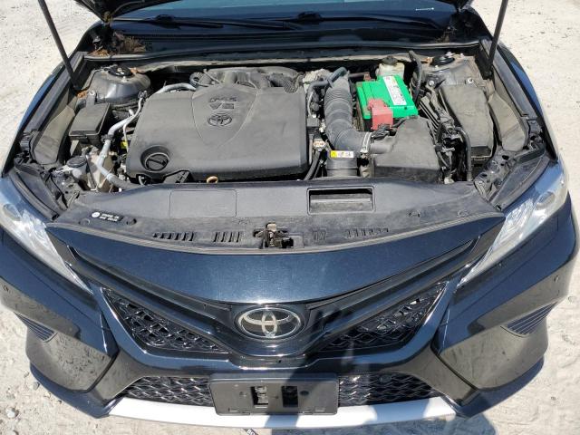 Photo 10 VIN: 4T1BZ1HK8JU009075 - TOYOTA CAMRY XSE 