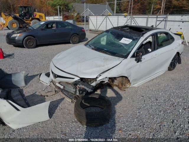 Photo 5 VIN: 4T1BZ1HK8JU010906 - TOYOTA CAMRY 