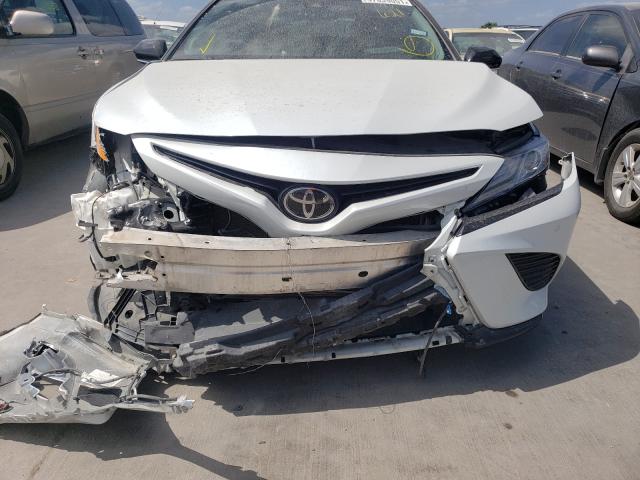 Photo 8 VIN: 4T1BZ1HK8JU016883 - TOYOTA CAMRY XSE 