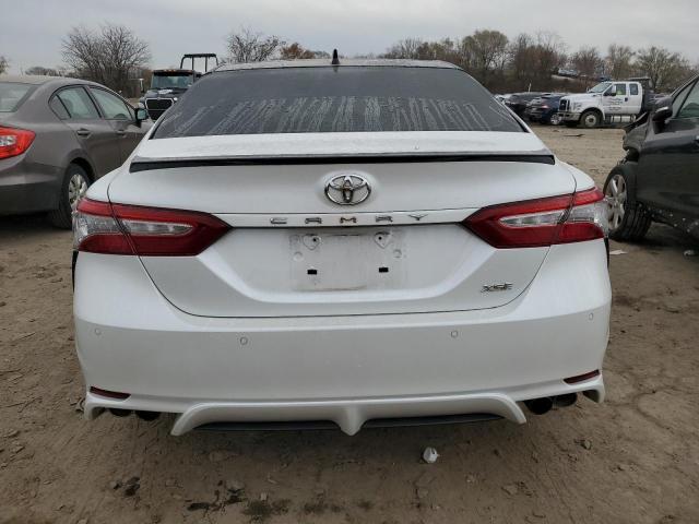 Photo 5 VIN: 4T1BZ1HK9JU012504 - TOYOTA CAMRY 