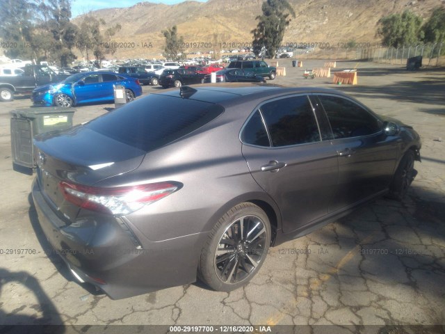 Photo 3 VIN: 4T1BZ1HK9JU015869 - TOYOTA CAMRY 