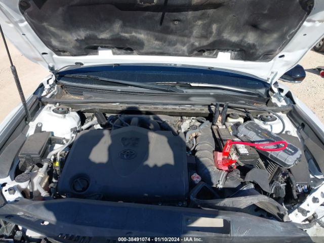 Photo 9 VIN: 4T1BZ1HK9JU016391 - TOYOTA CAMRY 