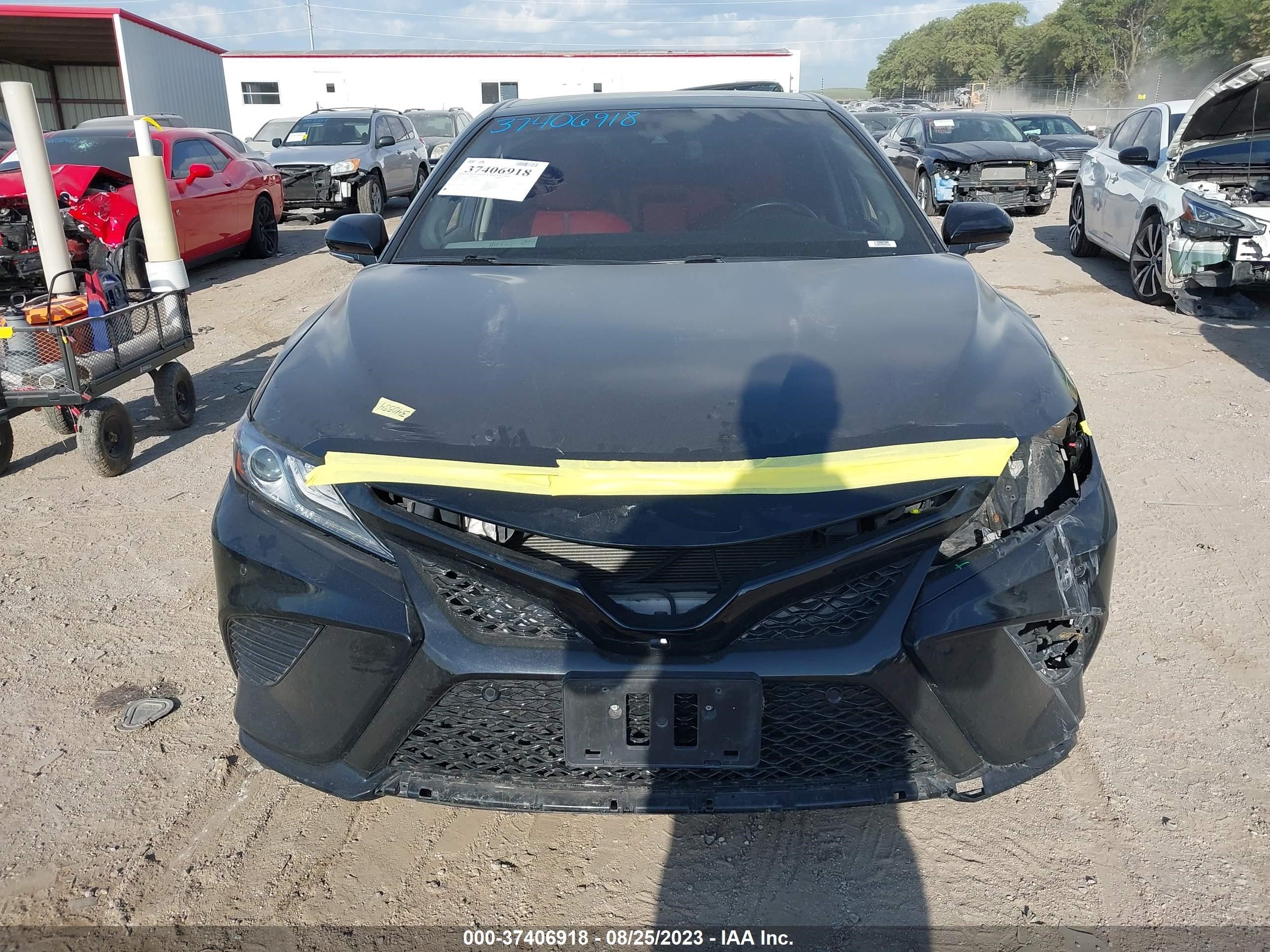 Photo 11 VIN: 4T1BZ1HKXJU003214 - TOYOTA CAMRY 