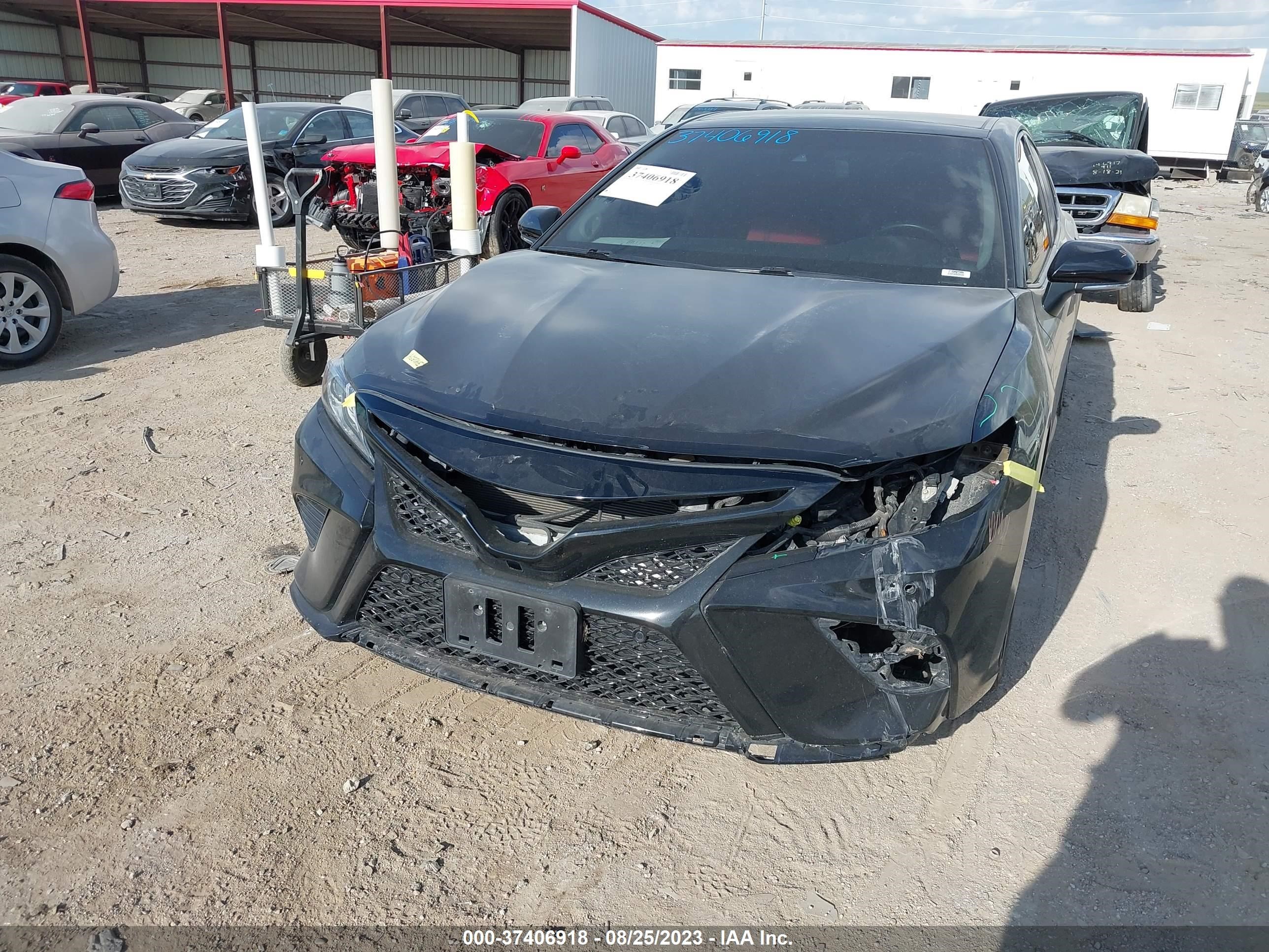 Photo 5 VIN: 4T1BZ1HKXJU003214 - TOYOTA CAMRY 