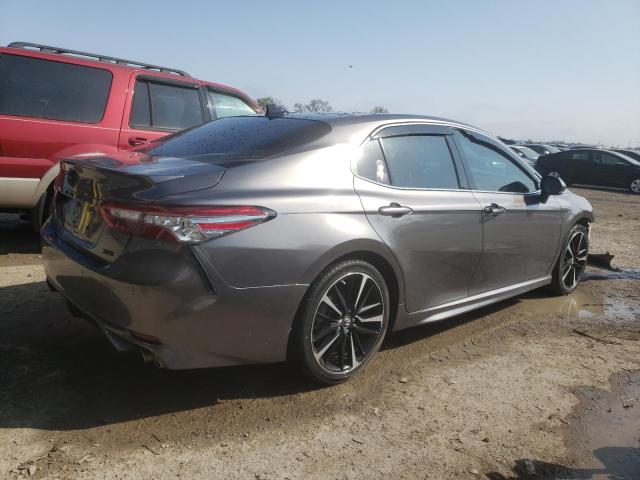 Photo 2 VIN: 4T1BZ1HKXJU016027 - TOYOTA CAMRY XSE 