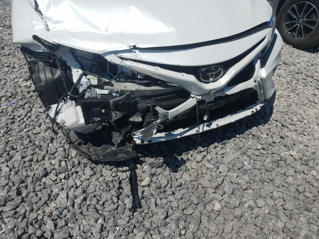 Photo 8 VIN: 4T1BZ1HKXJU016335 - TOYOTA CAMRY 