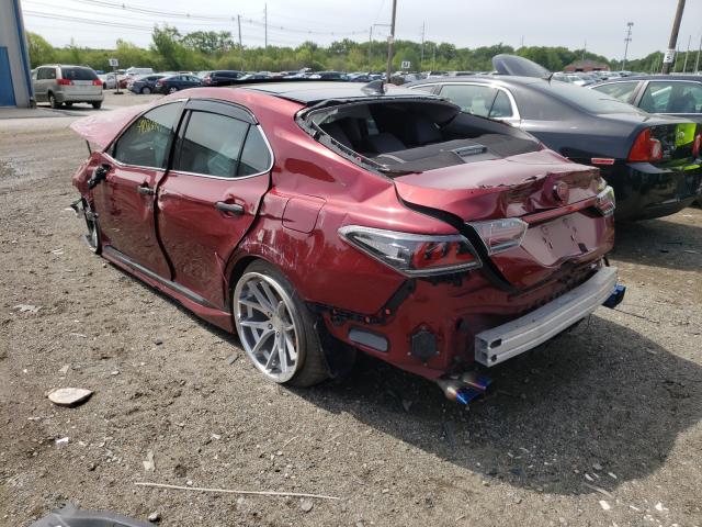 Photo 2 VIN: 4T1BZ1HKXJU500313 - TOYOTA CAMRY XSE 