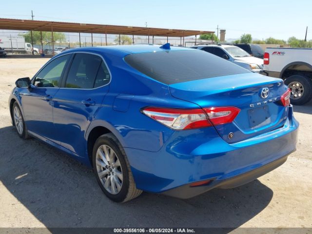 Photo 2 VIN: 4T1C11AK0LU318757 - TOYOTA CAMRY 