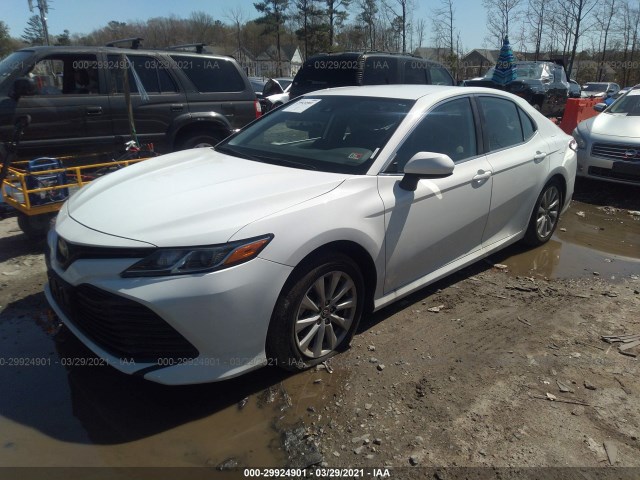 Photo 1 VIN: 4T1C11AK0LU369160 - TOYOTA CAMRY 