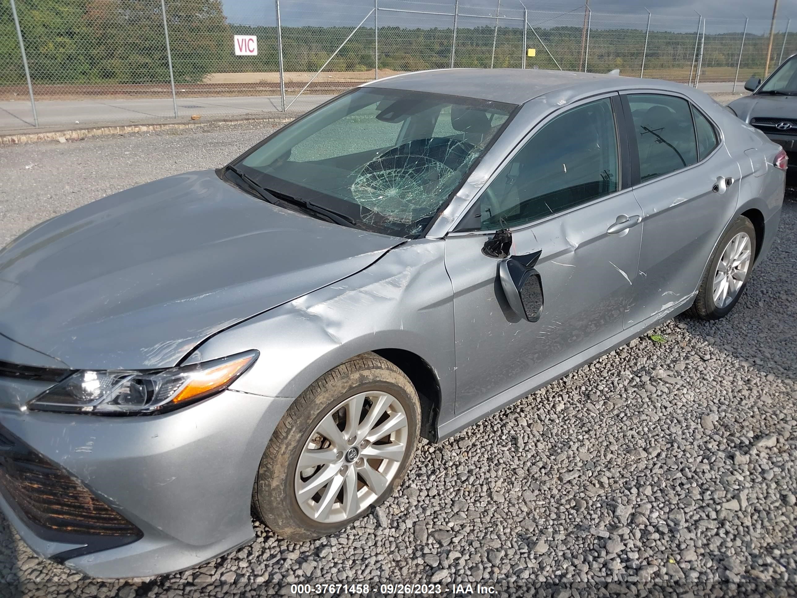 Photo 5 VIN: 4T1C11AK0LU883428 - TOYOTA CAMRY 