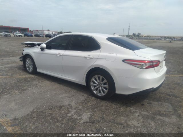 Photo 2 VIN: 4T1C11AK0LU889794 - TOYOTA CAMRY 