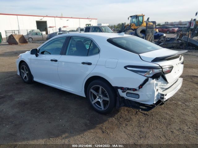 Photo 2 VIN: 4T1C11AK0LU898768 - TOYOTA CAMRY 