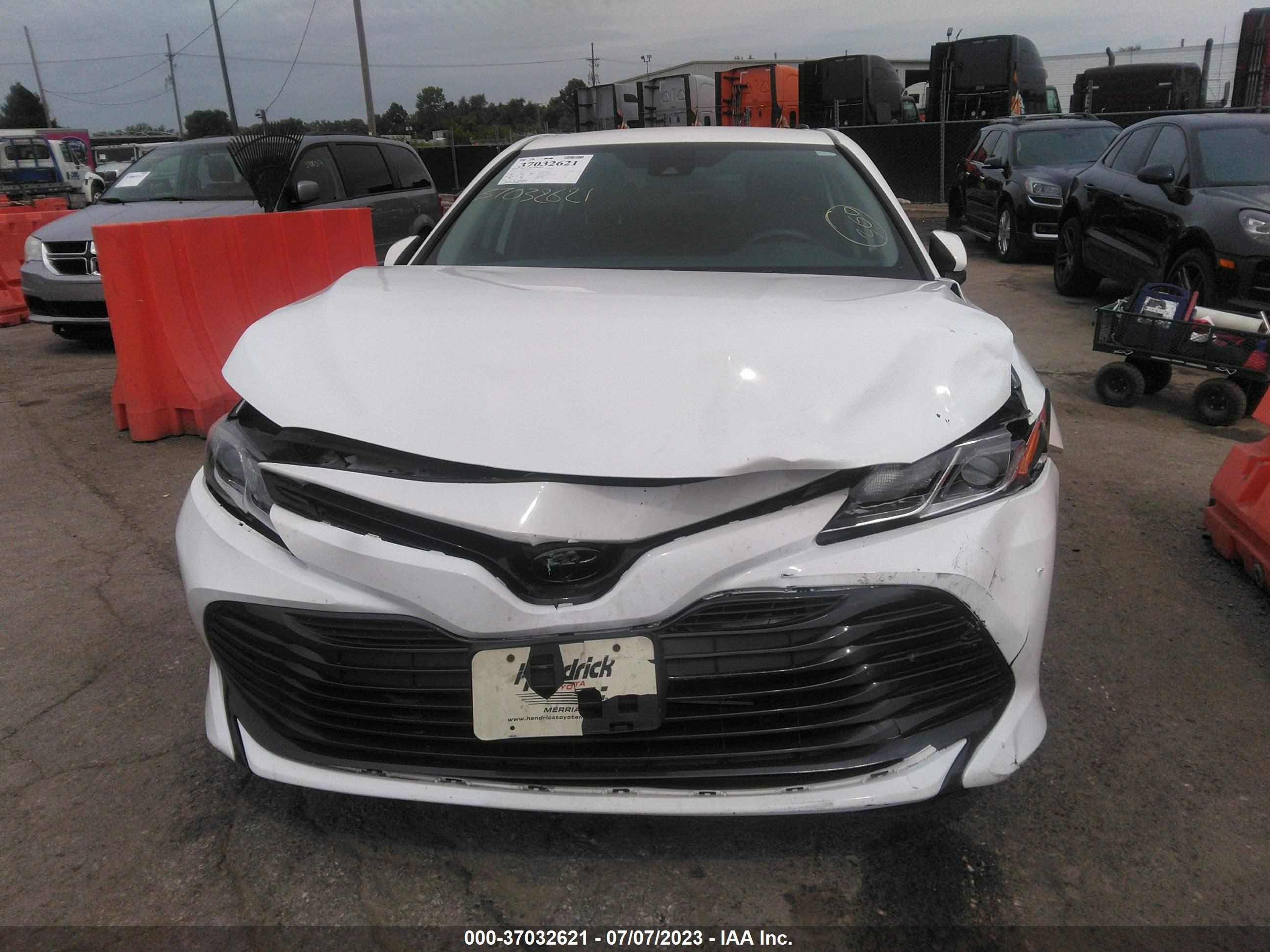 Photo 11 VIN: 4T1C11AK0LU908635 - TOYOTA CAMRY 