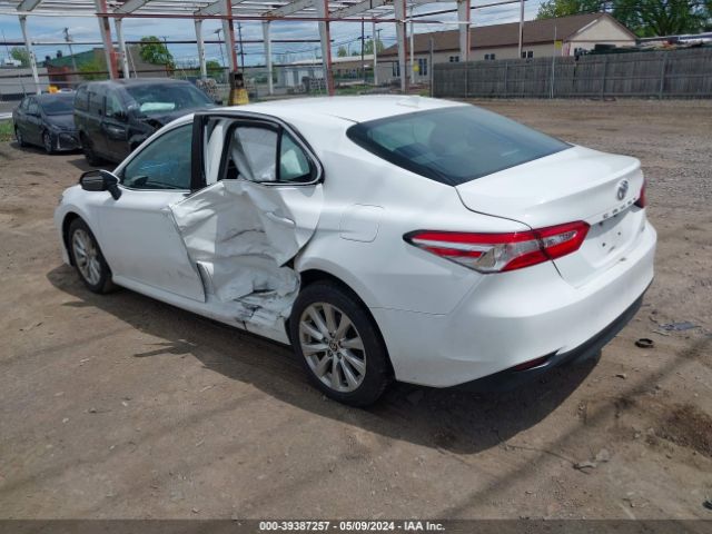 Photo 2 VIN: 4T1C11AK0LU999440 - TOYOTA CAMRY 