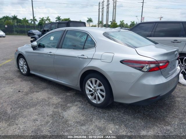 Photo 2 VIN: 4T1C11AK0MU475447 - TOYOTA CAMRY 