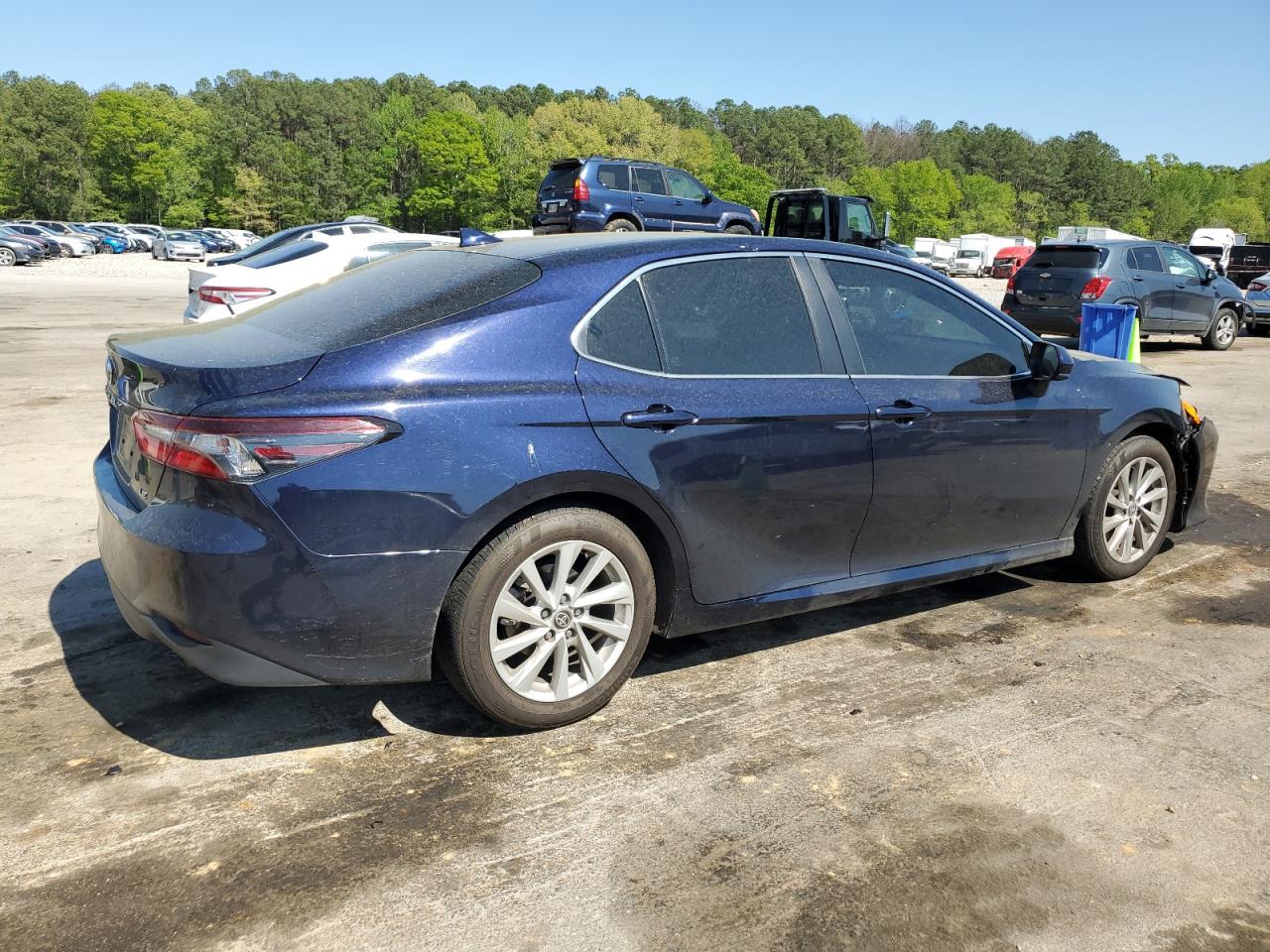 Photo 2 VIN: 4T1C11AK0MU551359 - TOYOTA CAMRY 