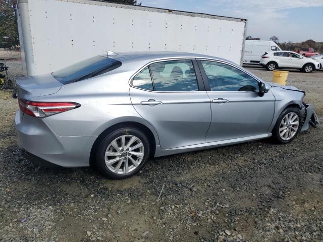 Photo 2 VIN: 4T1C11AK0MU591697 - TOYOTA CAMRY 