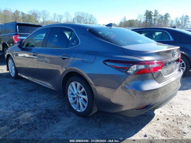 Photo 2 VIN: 4T1C11AK0MU594258 - TOYOTA CAMRY 