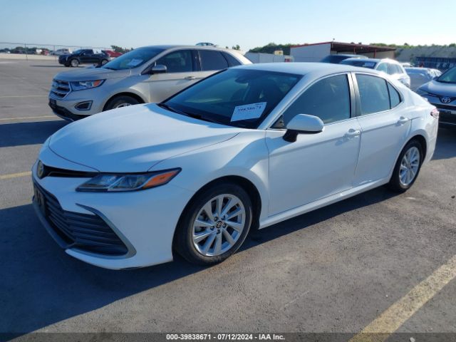 Photo 1 VIN: 4T1C11AK0NU049579 - TOYOTA CAMRY 