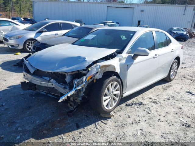 Photo 1 VIN: 4T1C11AK0NU067323 - TOYOTA CAMRY 