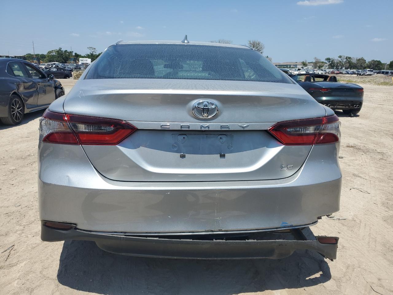 Photo 5 VIN: 4T1C11AK0NU074854 - TOYOTA CAMRY 