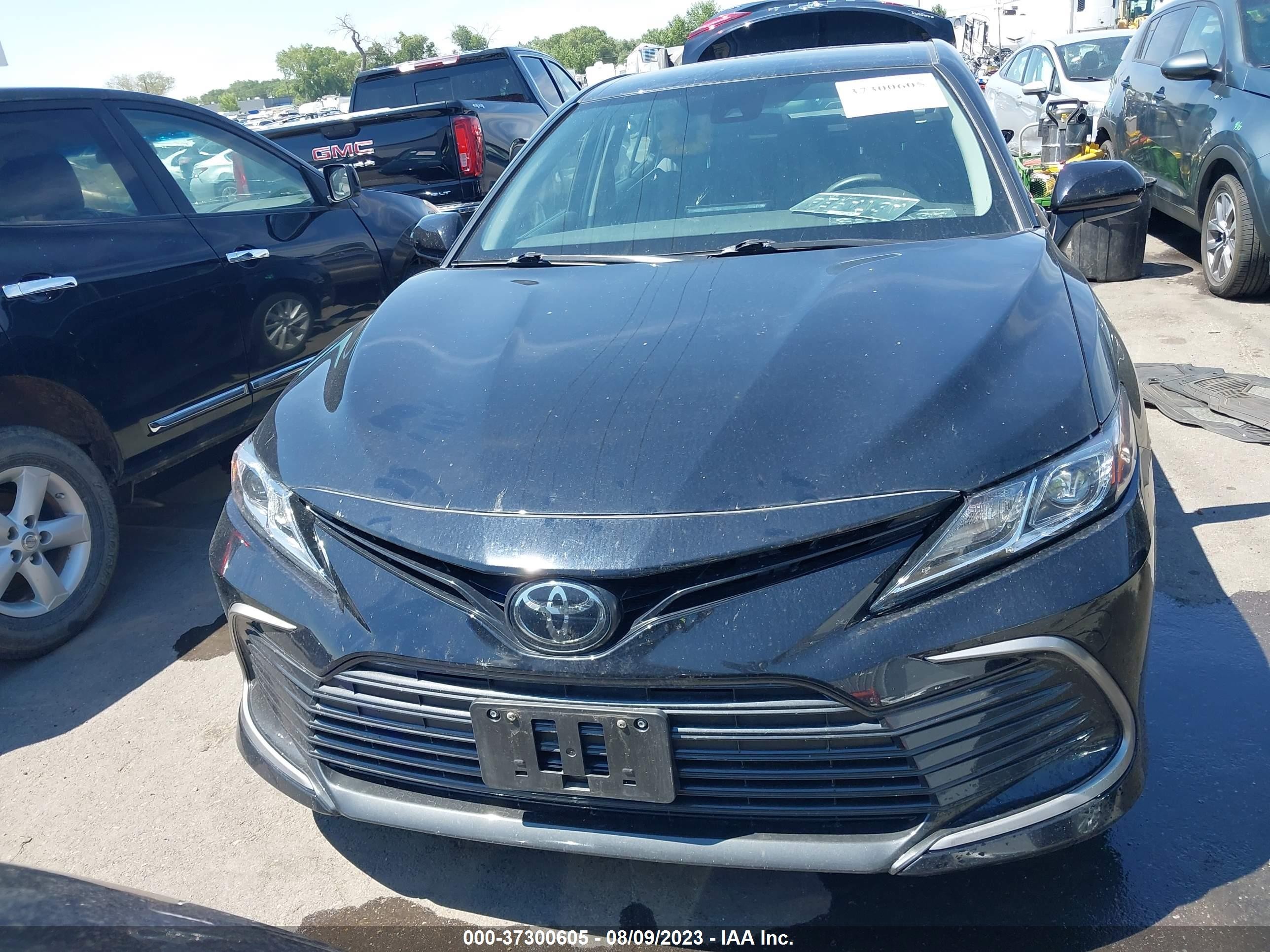 Photo 12 VIN: 4T1C11AK0NU647154 - TOYOTA CAMRY 