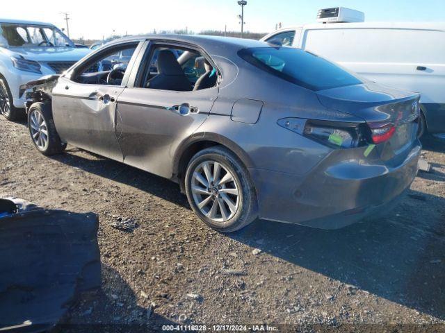 Photo 2 VIN: 4T1C11AK0NU712200 - TOYOTA CAMRY 