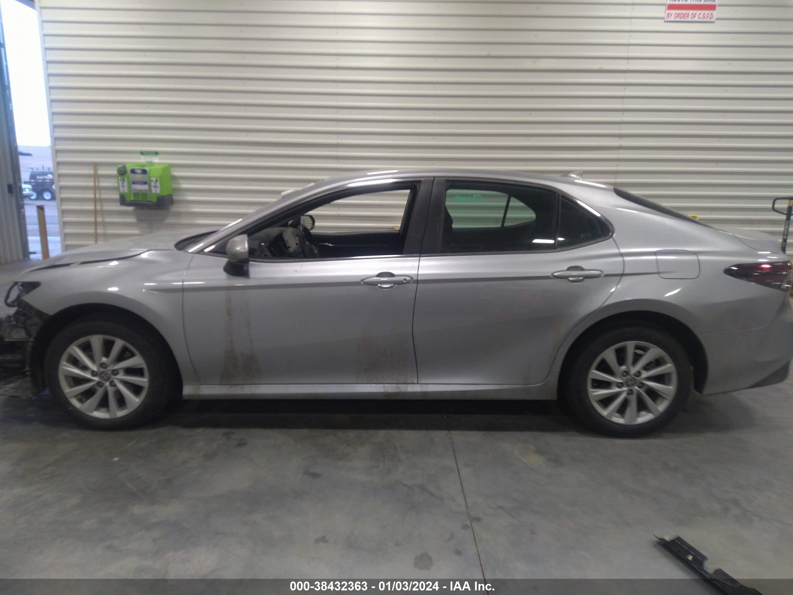 Photo 14 VIN: 4T1C11AK0NU713363 - TOYOTA CAMRY 