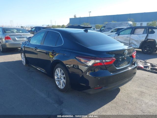 Photo 2 VIN: 4T1C11AK0PU800960 - TOYOTA CAMRY 