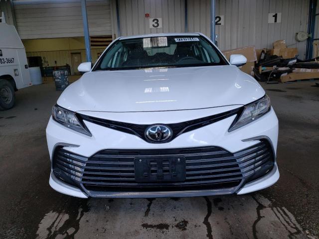 Photo 4 VIN: 4T1C11AK0RU224306 - TOYOTA CAMRY LE 