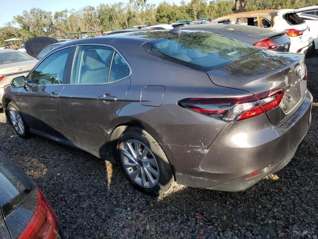 Photo 1 VIN: 4T1C11AK0RU850051 - TOYOTA CAMRY LE 