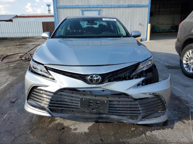 Photo 4 VIN: 4T1C11AK0RU889805 - TOYOTA CAMRY LE 