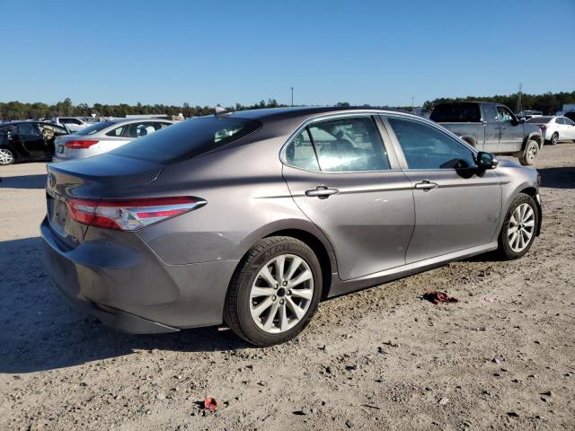 Photo 2 VIN: 4T1C11AK1LU331615 - TOYOTA CAMRY 