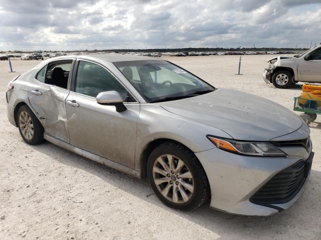 Photo 3 VIN: 4T1C11AK1LU340637 - TOYOTA CAMRY LE 