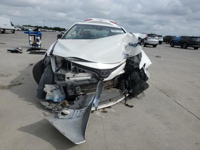 Photo 4 VIN: 4T1C11AK1LU357065 - TOYOTA CAMRY LE 