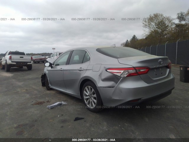 Photo 2 VIN: 4T1C11AK1LU992643 - TOYOTA CAMRY 