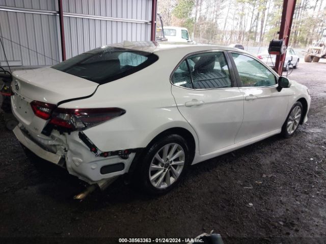 Photo 3 VIN: 4T1C11AK1MU467888 - TOYOTA CAMRY 