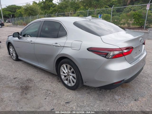 Photo 2 VIN: 4T1C11AK1MU482925 - TOYOTA CAMRY 