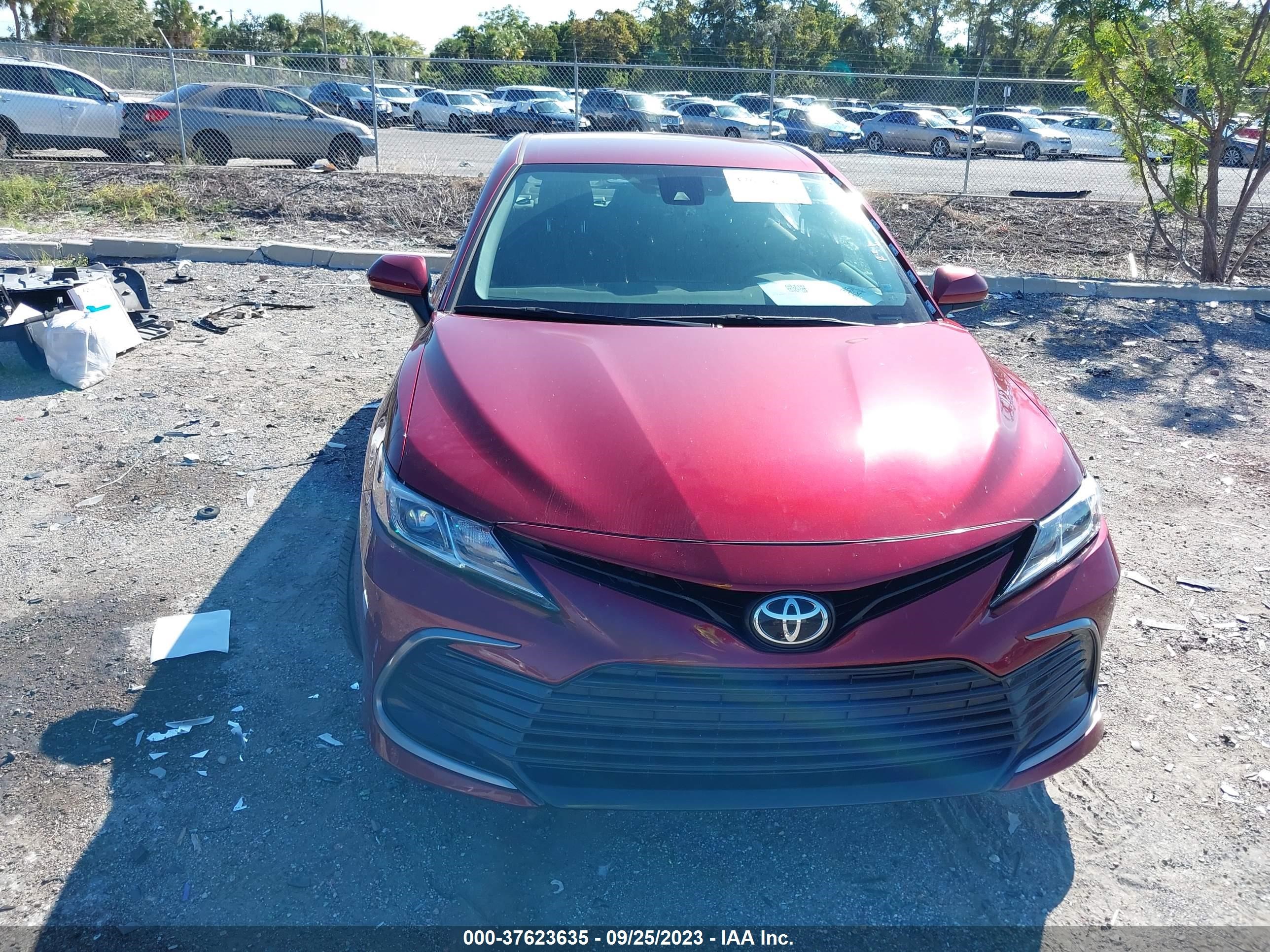 Photo 11 VIN: 4T1C11AK1MU547434 - TOYOTA CAMRY 