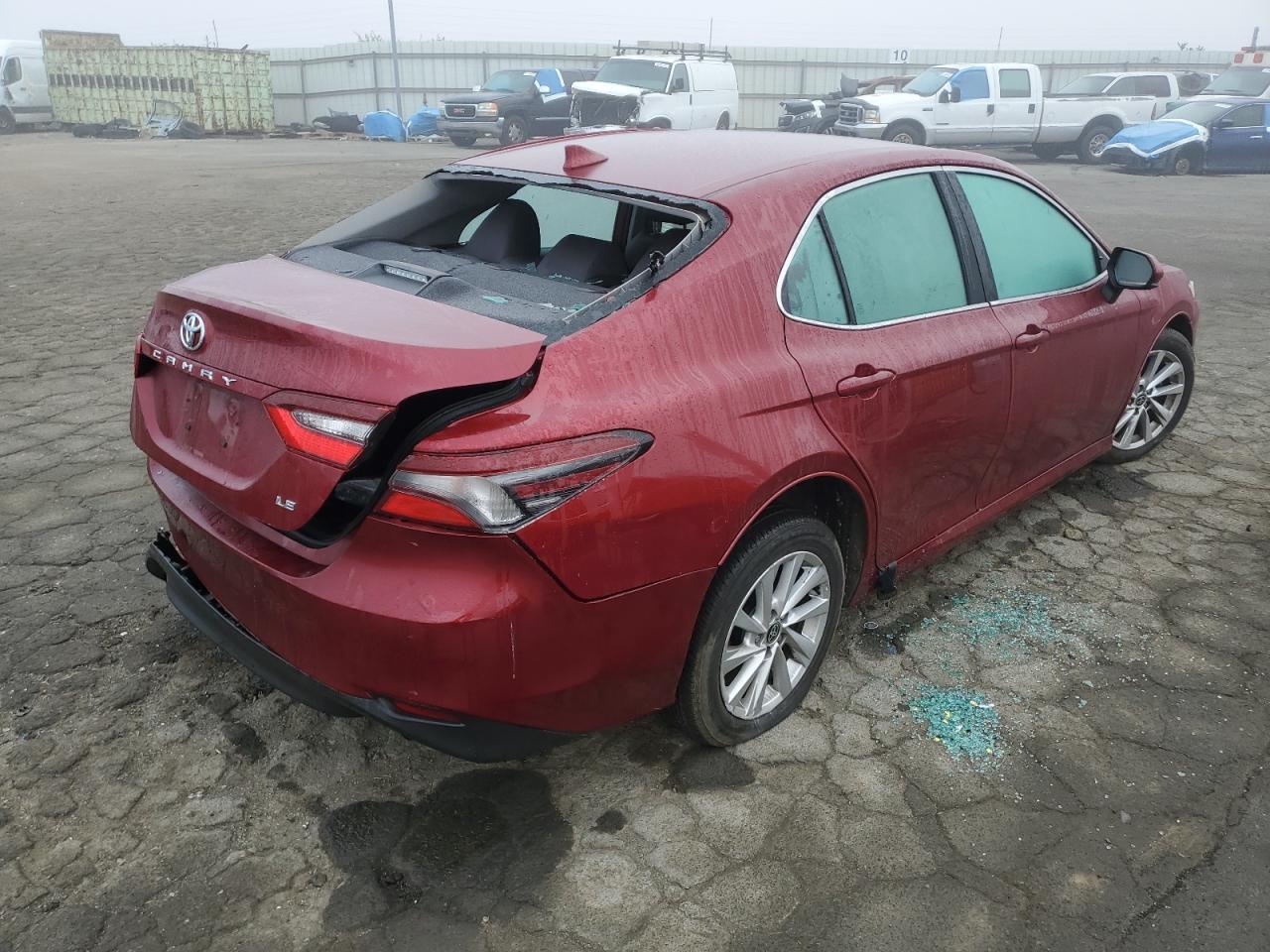 Photo 2 VIN: 4T1C11AK1MU556084 - TOYOTA CAMRY 