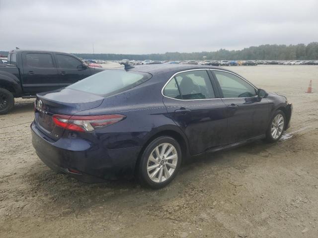 Photo 2 VIN: 4T1C11AK1NU017272 - TOYOTA CAMRY LE 