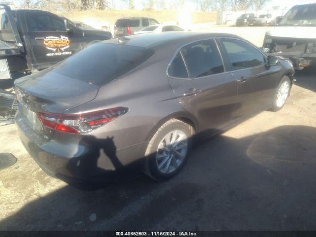 Photo 3 VIN: 4T1C11AK1NU646434 - TOYOTA CAMRY 