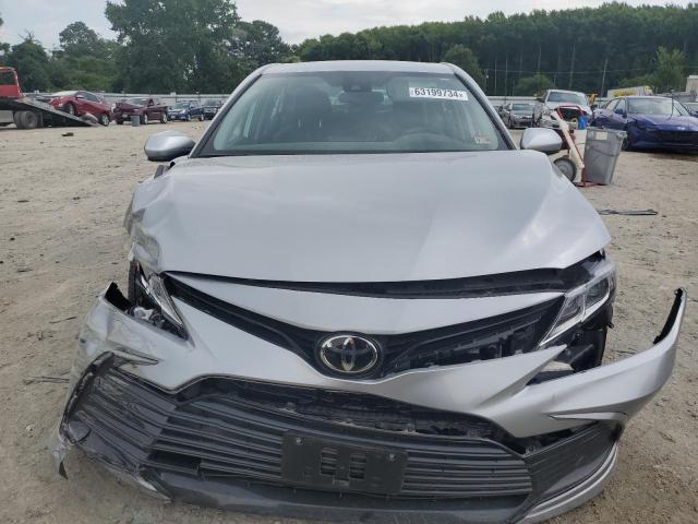 Photo 4 VIN: 4T1C11AK1NU693818 - TOYOTA CAMRY 