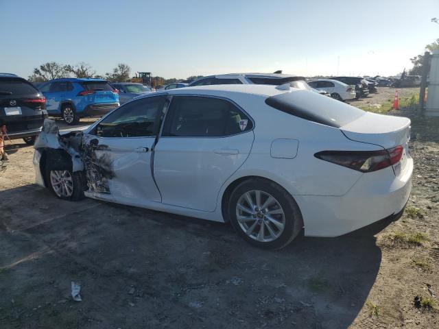 Photo 1 VIN: 4T1C11AK1PU136250 - TOYOTA CAMRY LE 