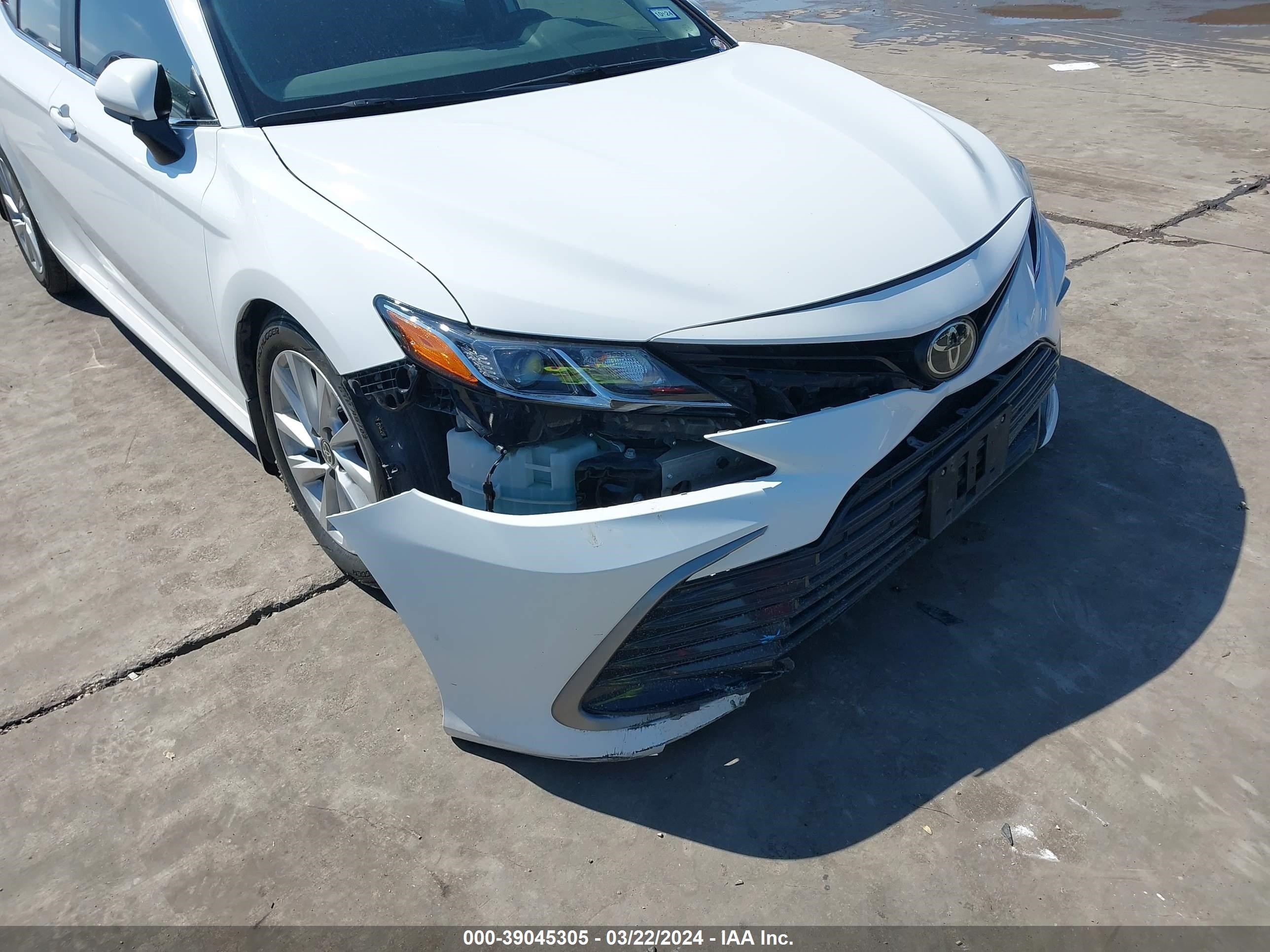 Photo 17 VIN: 4T1C11AK1PU739781 - TOYOTA CAMRY 